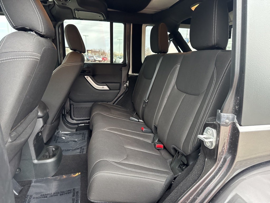 2016 Jeep Wrangler Unlimited Sahara