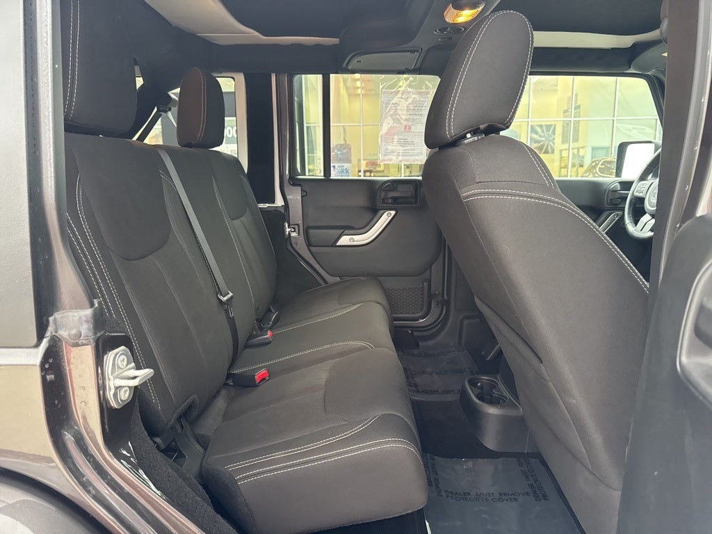 2016 Jeep Wrangler Unlimited Sahara