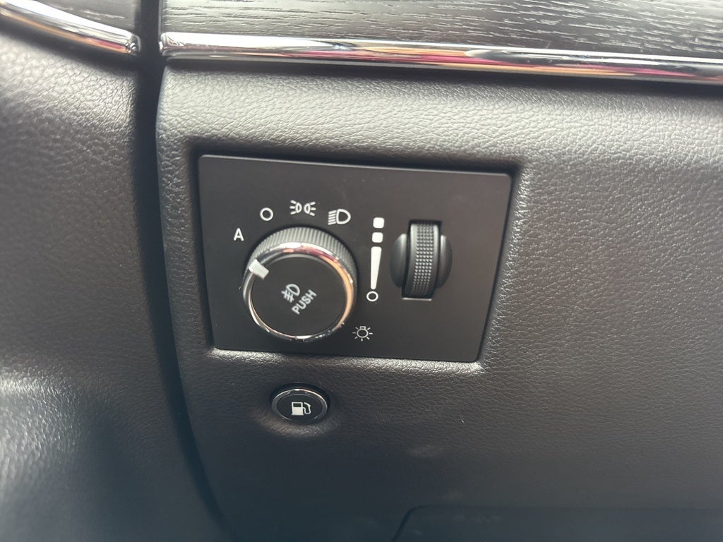 2019 Jeep Grand Cherokee Summit