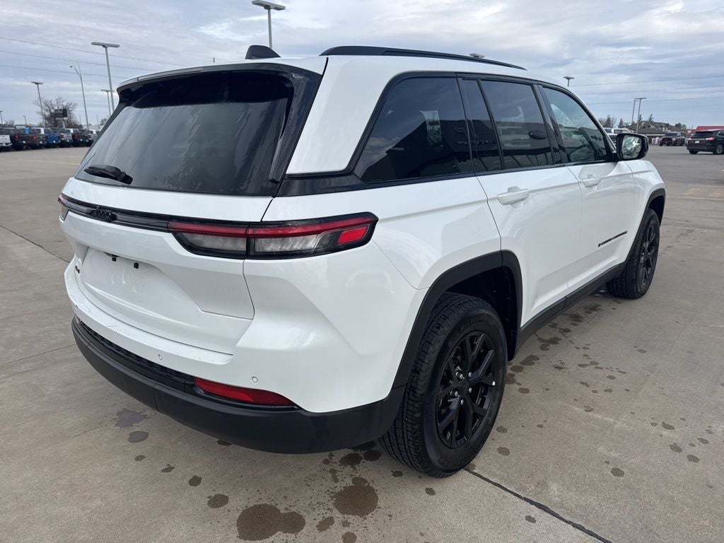 2025 Jeep Grand Cherokee Altitude