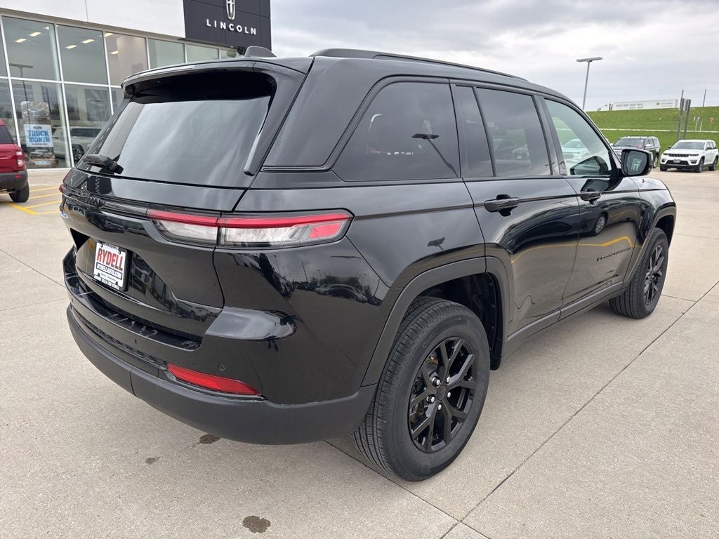 2025 Jeep Grand Cherokee Altitude