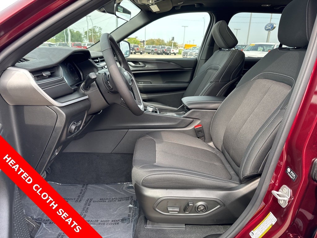 2025 Jeep Grand Cherokee Laredo X