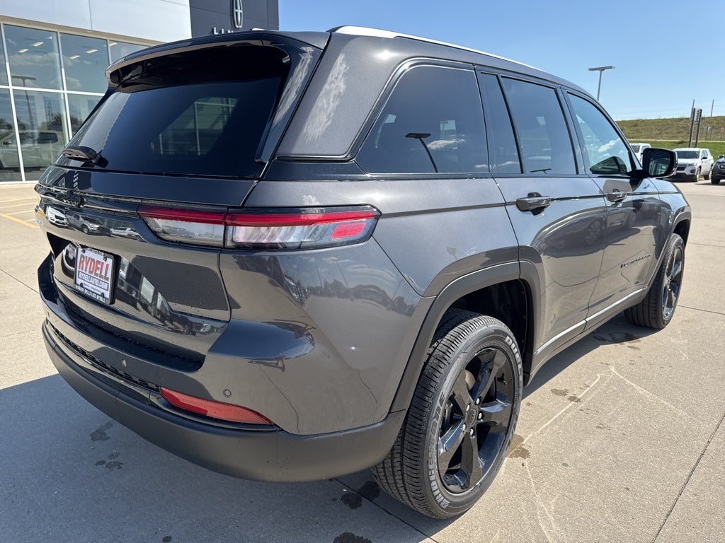 2025 Jeep Grand Cherokee Altitude X