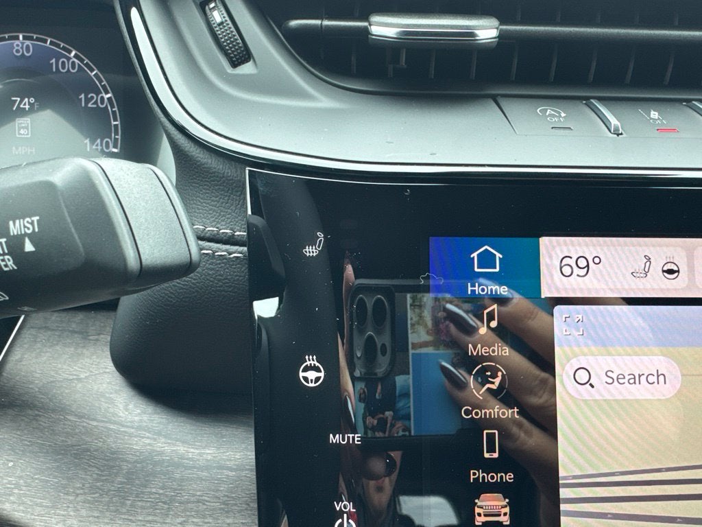 2027 Jeep Grand Cherokee Altitude