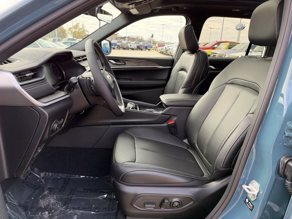 2027 Jeep Grand Cherokee Limited