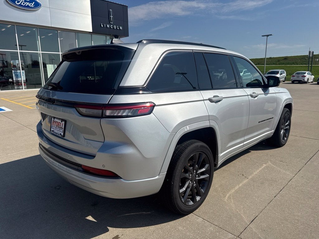 2026 Jeep Grand Cherokee Limited Reserve