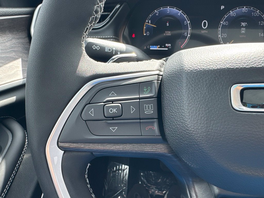 2027 Jeep Grand Cherokee Limited Reserve