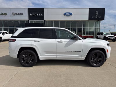 2027 Jeep Grand Cherokee Limited Reserve