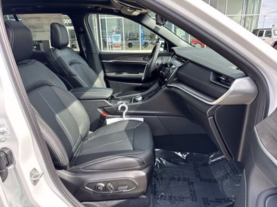 2027 Jeep Grand Cherokee Limited Reserve