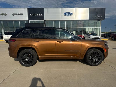 2026 Jeep Grand Cherokee Summit