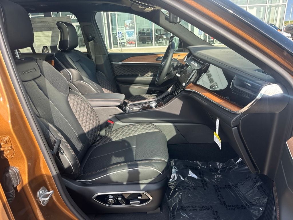 2026 Jeep Grand Cherokee Summit