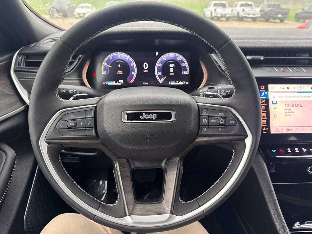 2027 Jeep Grand Cherokee L Limited Reserve