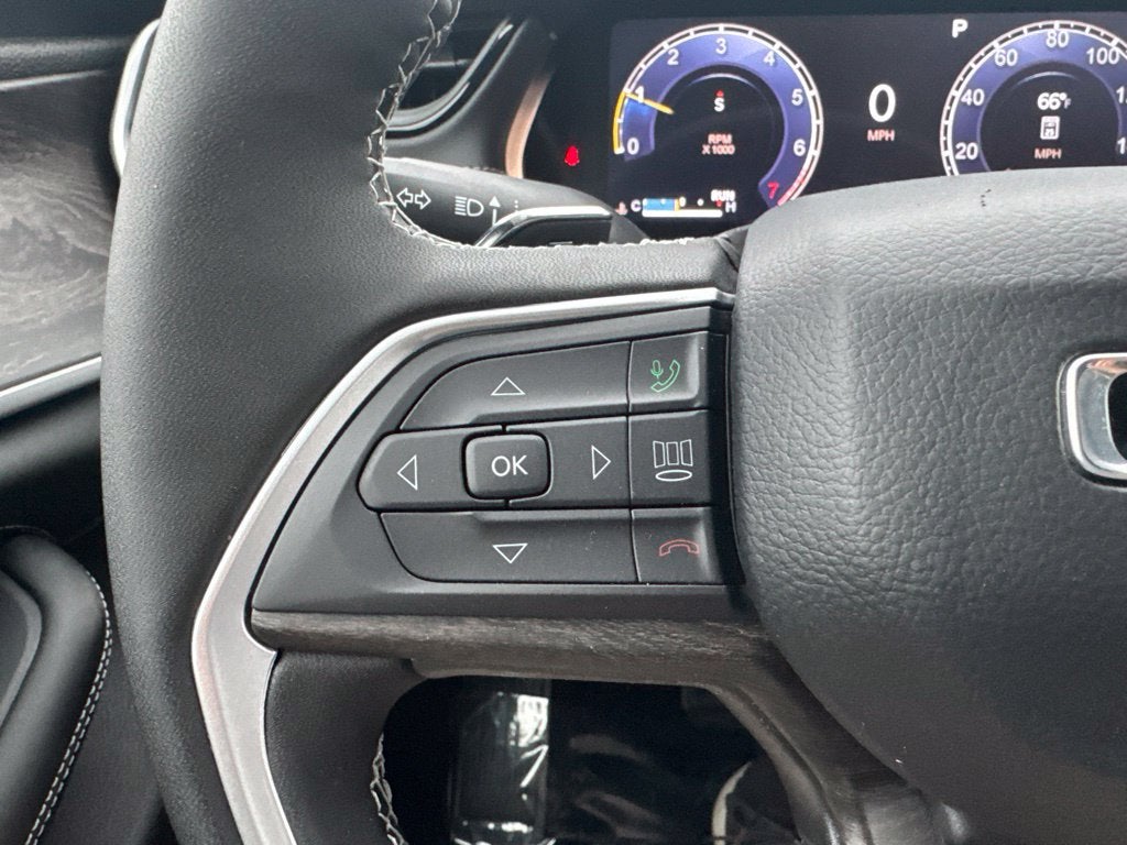 2027 Jeep Grand Cherokee L Limited Reserve