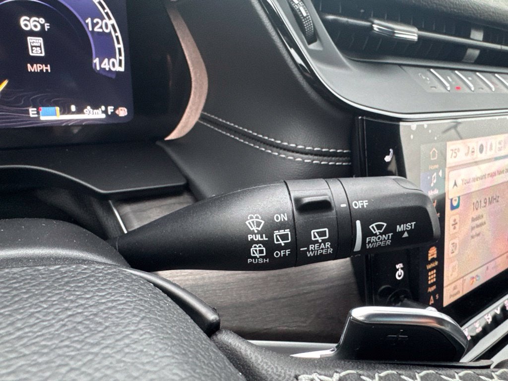 2027 Jeep Grand Cherokee L Limited Reserve