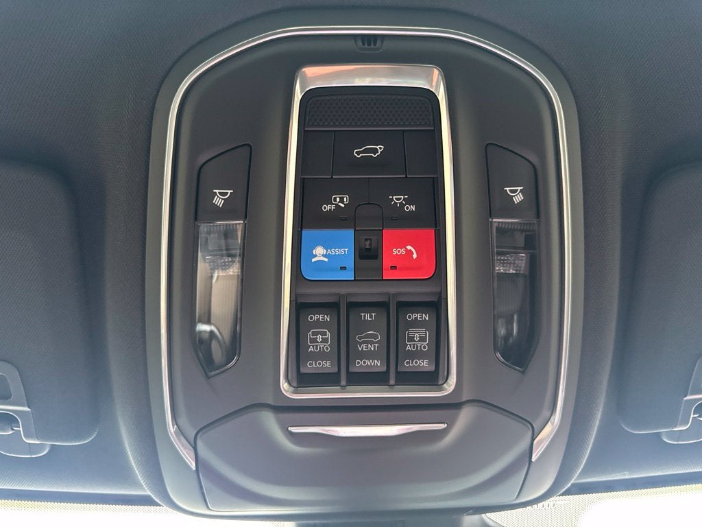 2027 Jeep Grand Cherokee L Limited Reserve