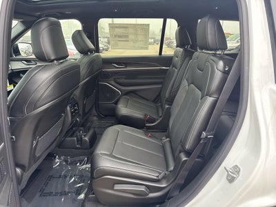 2027 Jeep Grand Cherokee L Limited Reserve