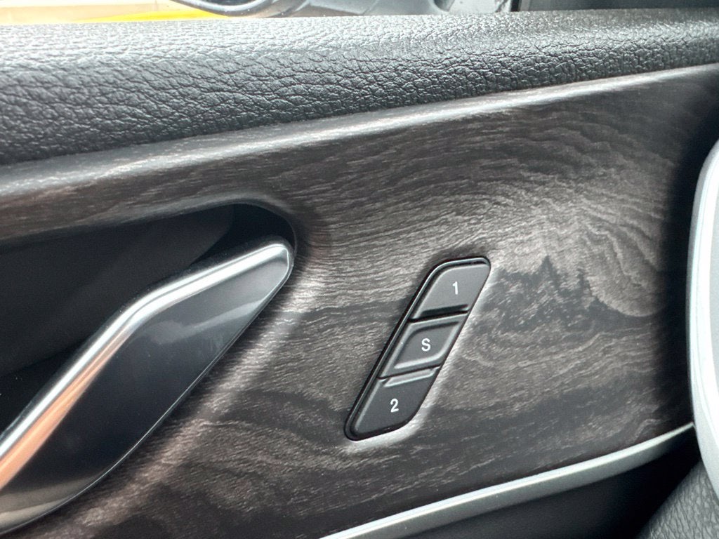 2027 Jeep Grand Cherokee L Limited Reserve