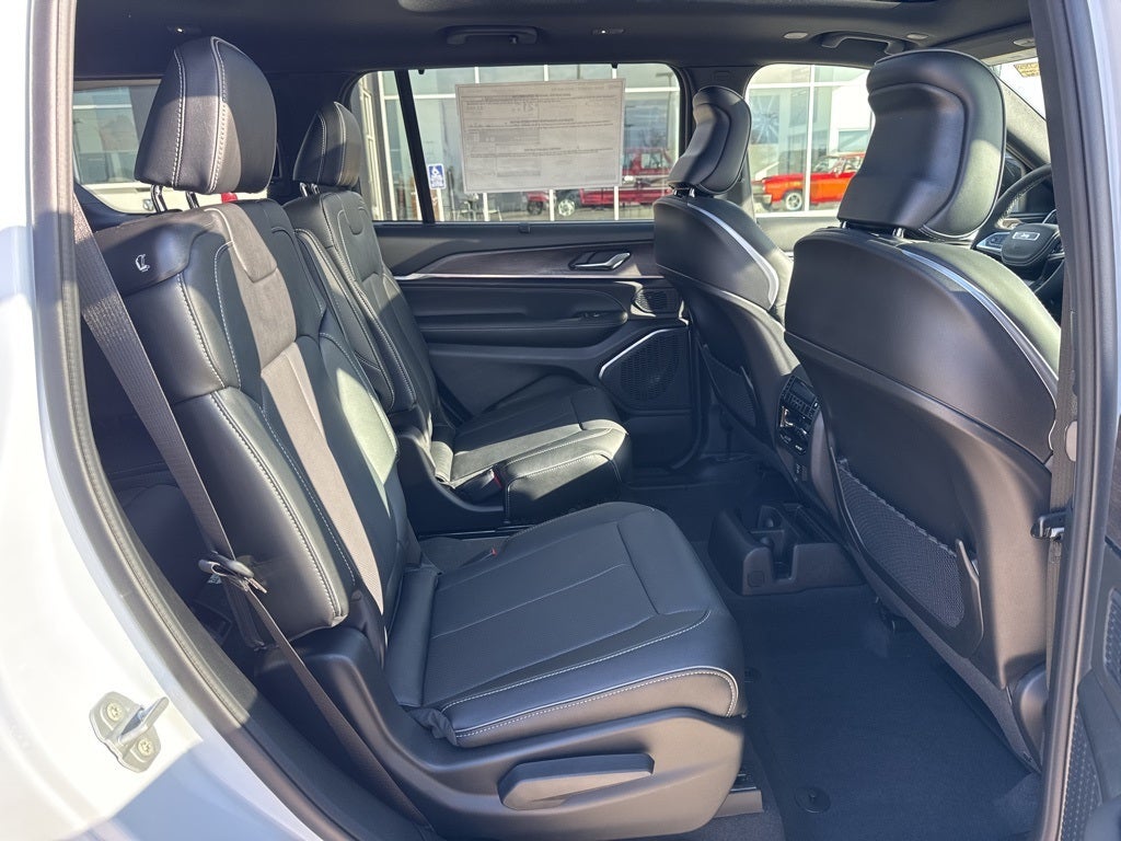 2025 Jeep Grand Cherokee L Overland