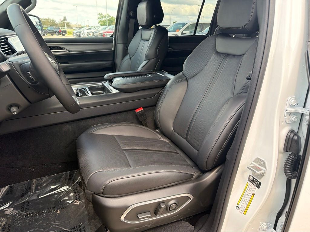 2026 Jeep Grand Wagoneer L Limited Altitude