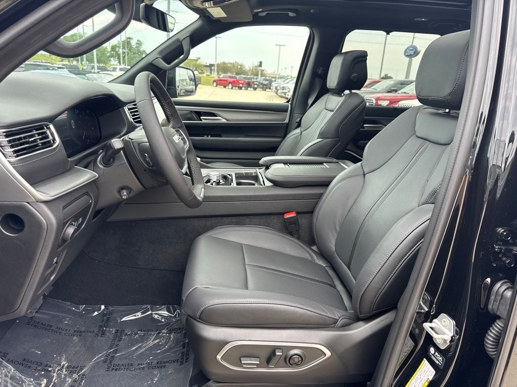 2026 Jeep Grand Wagoneer Limited Reserve