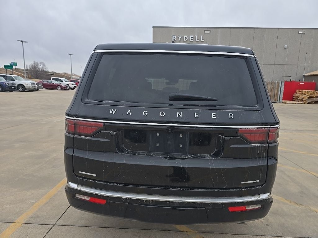 2023 Jeep Wagoneer Series III