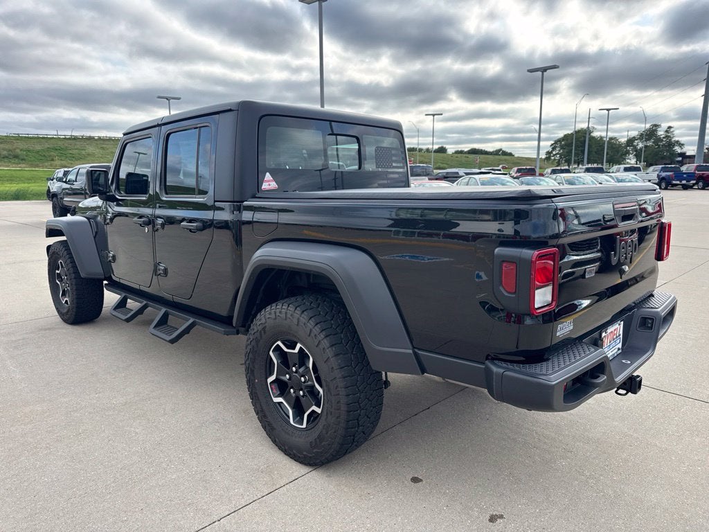 2024 Jeep Gladiator Sport