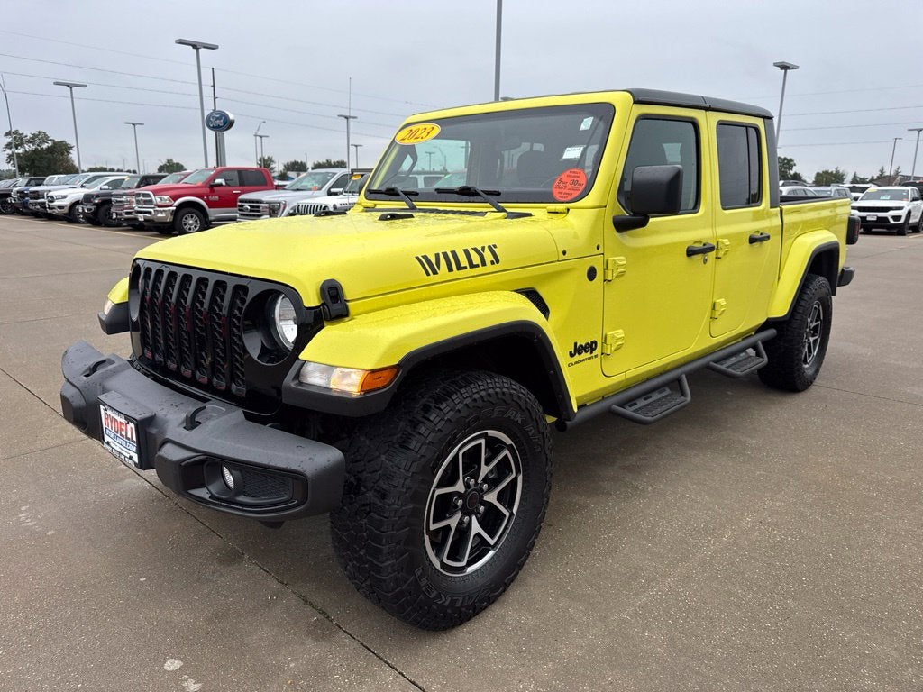 2023 Jeep Gladiator Willys