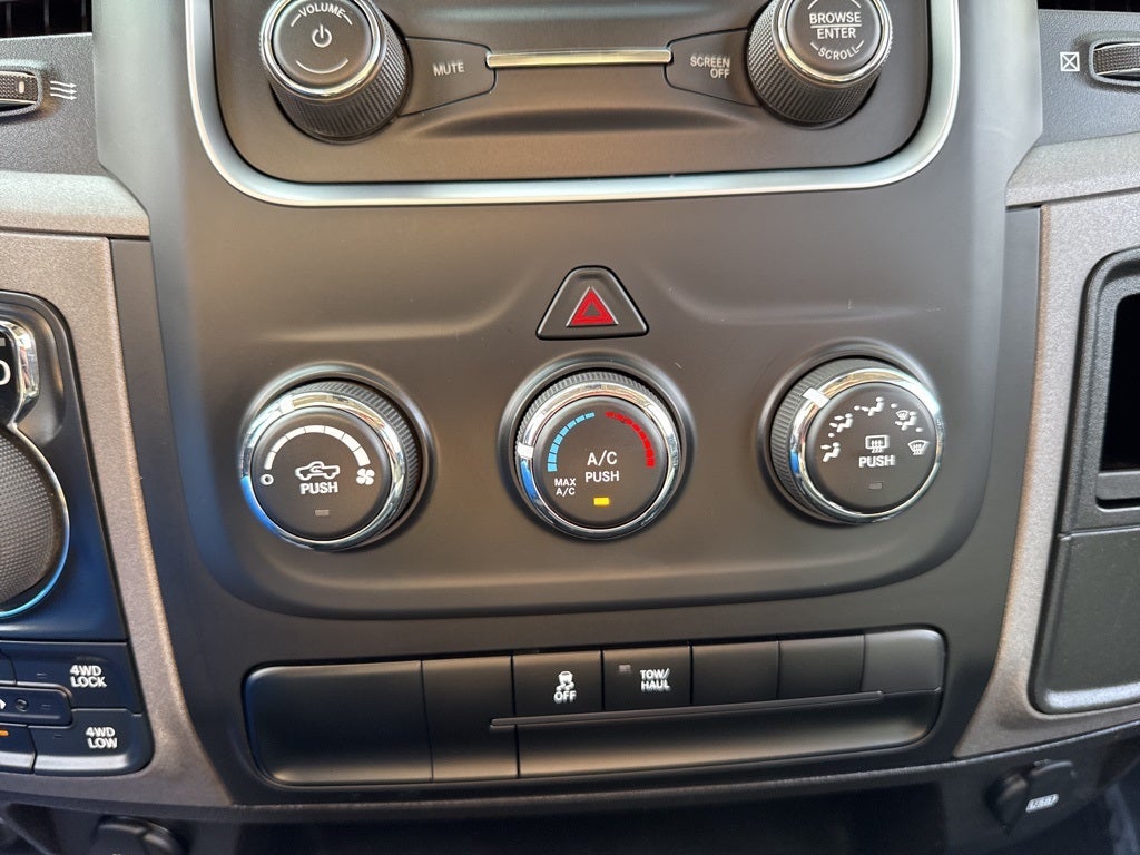 2024 RAM 1500 Classic Tradesman