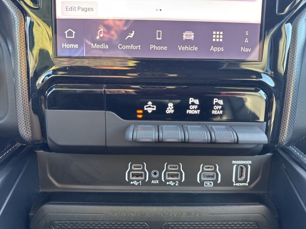 2025 RAM 1500 Limited