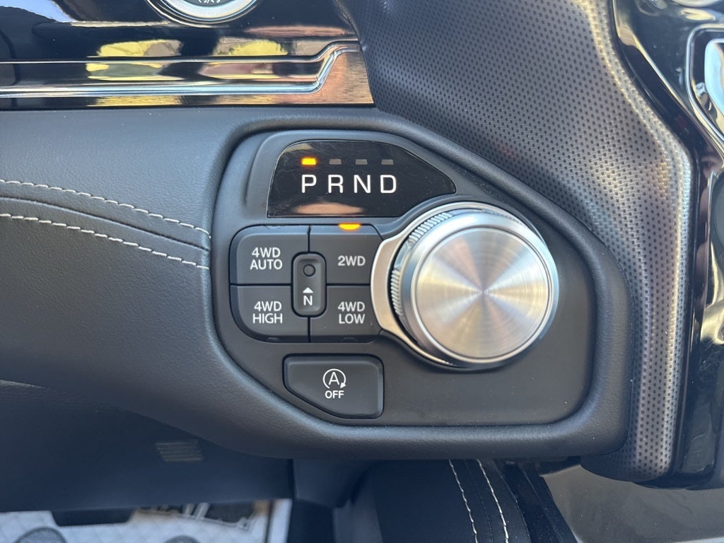 2025 RAM 1500 Limited