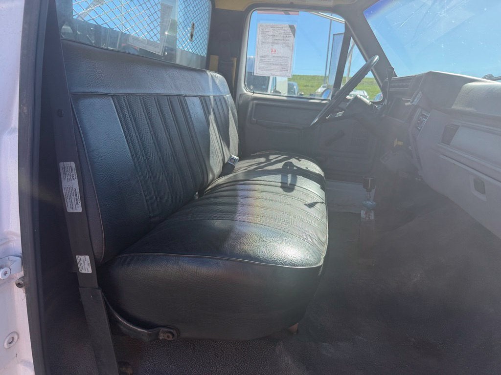 1998 Ford F-750SD XL