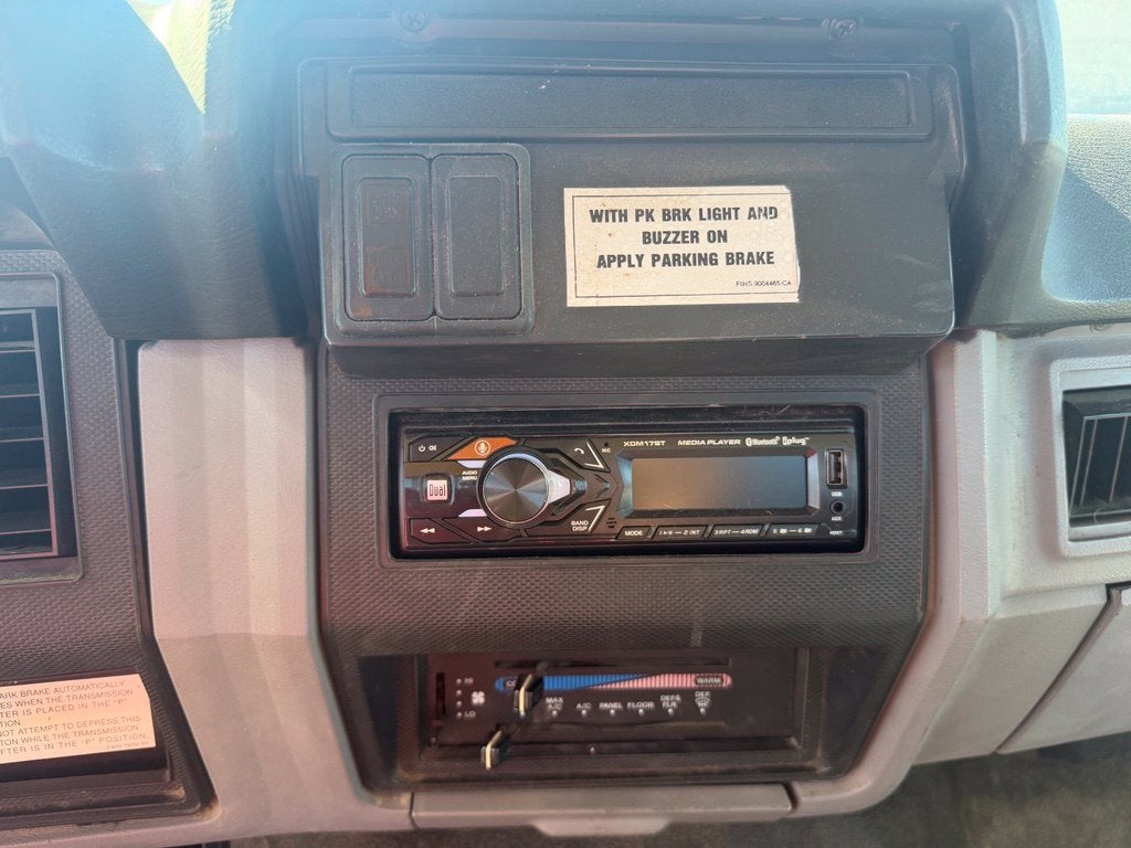 1998 Ford F-750SD XL