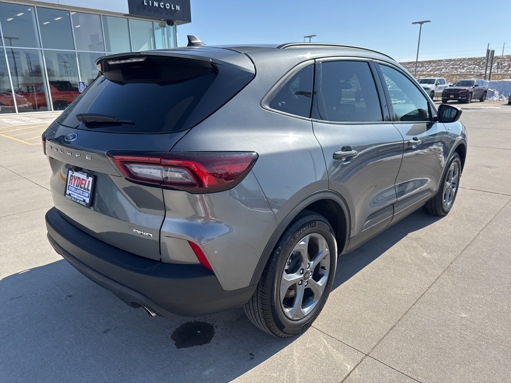 2025 Ford Escape ST-Line