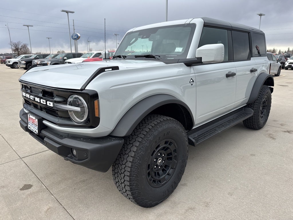2026 Ford Bronco Outer Banks®