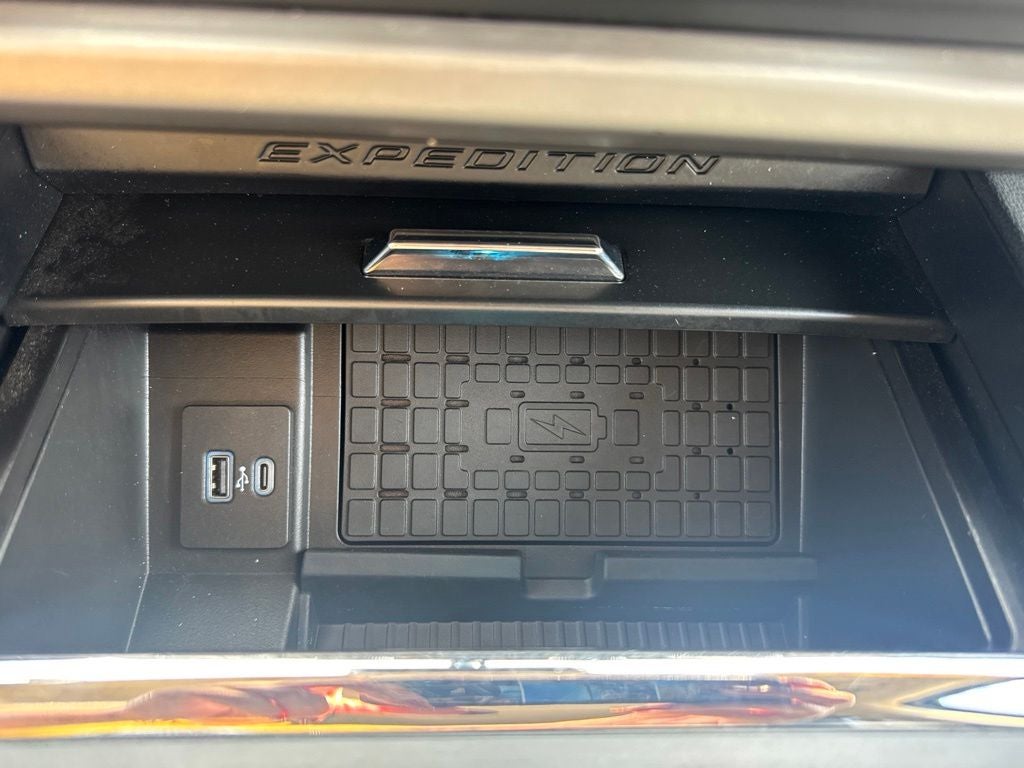 2023 Ford Expedition Max XLT
