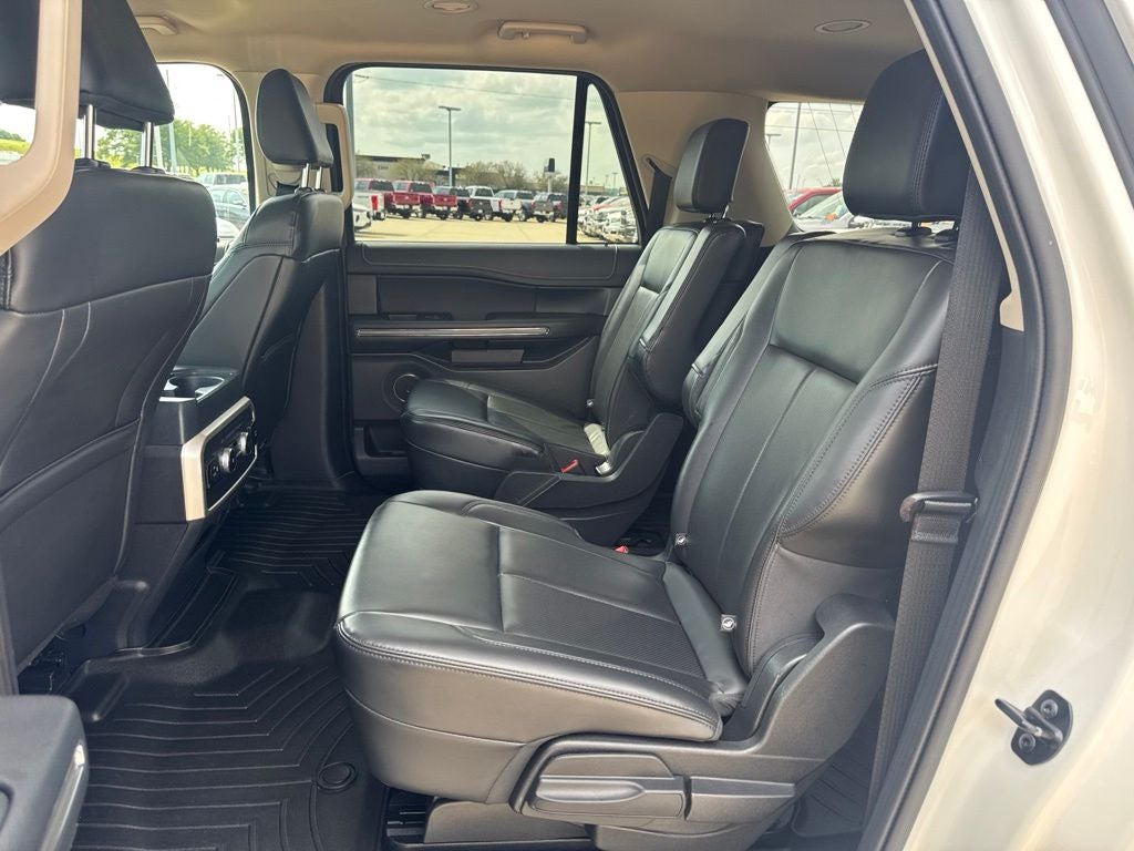 2023 Ford Expedition Max XLT