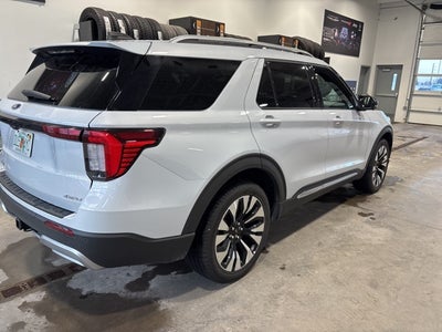 2025 Ford Explorer Platinum