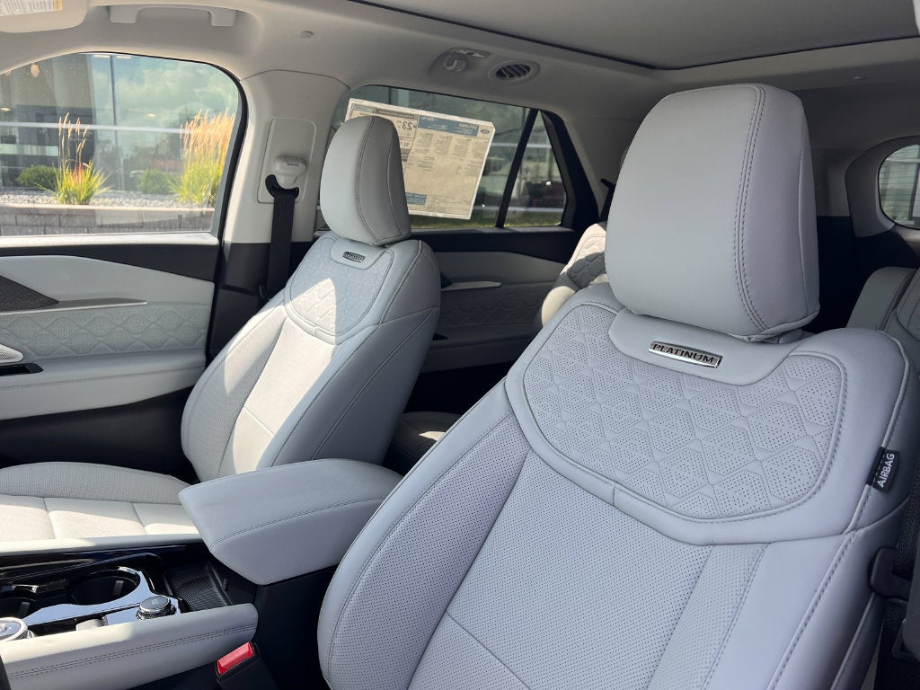 2026 Ford Explorer Platinum™