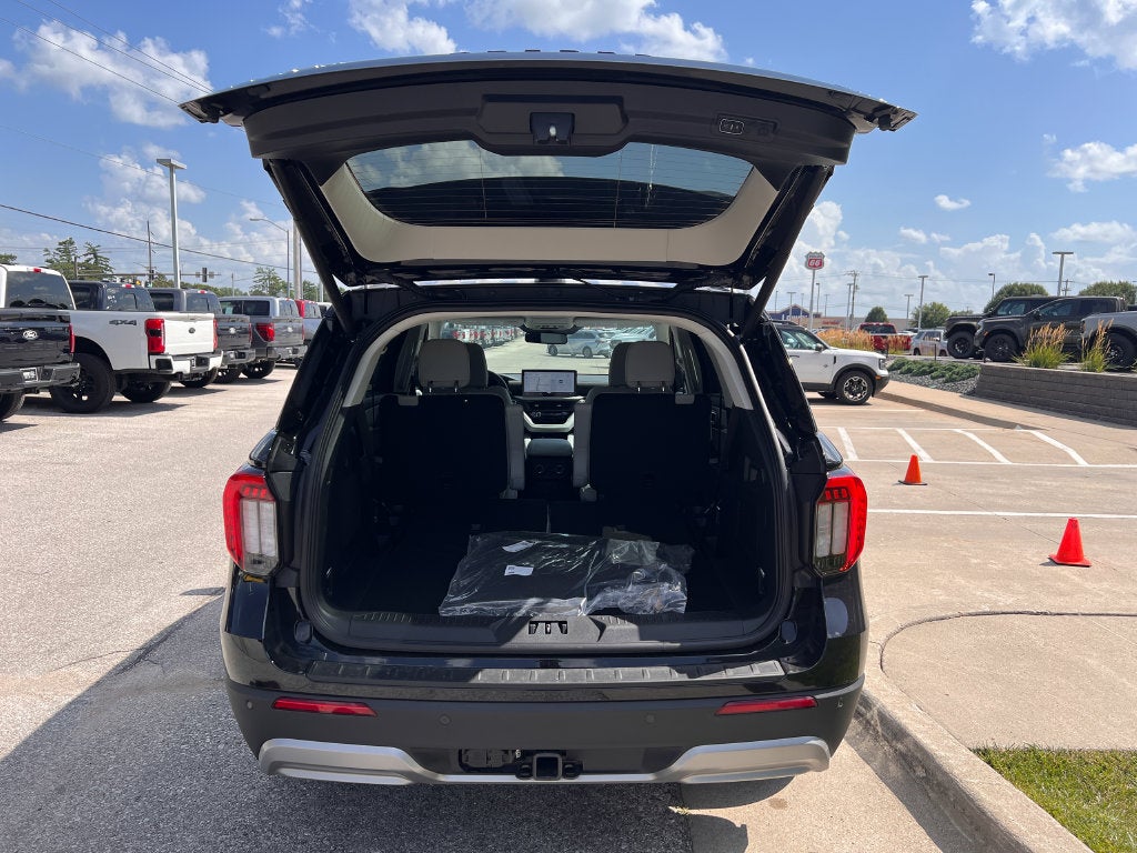 2026 Ford Explorer Platinum™