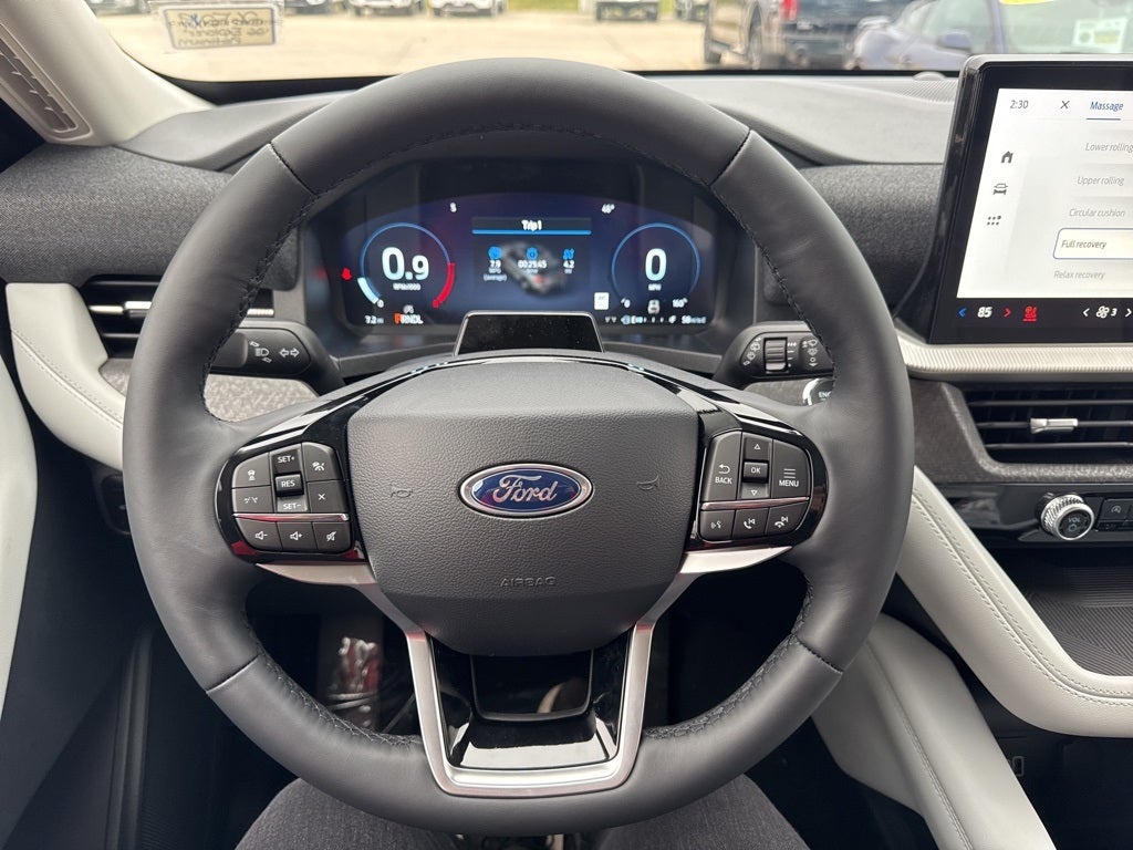 2026 Ford Explorer Platinum™