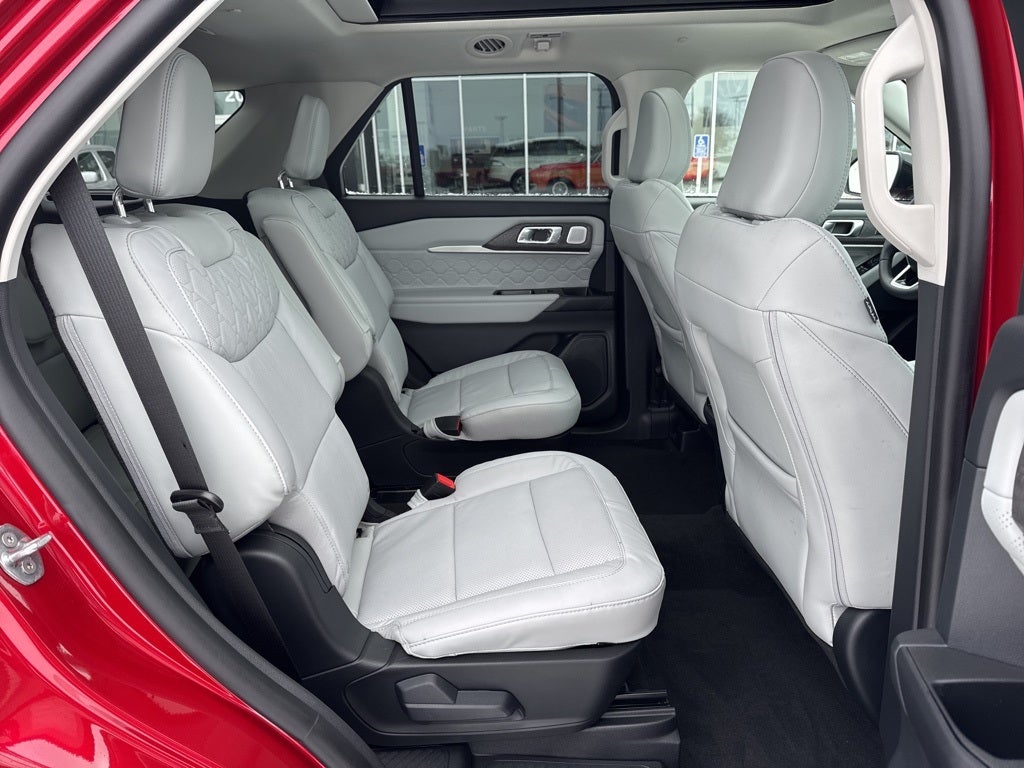 2026 Ford Explorer Platinum™