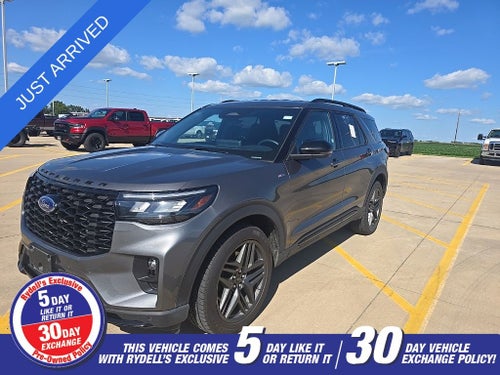 2025 Ford Explorer ST-Line
