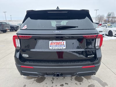 2025 Ford Explorer ST-Line