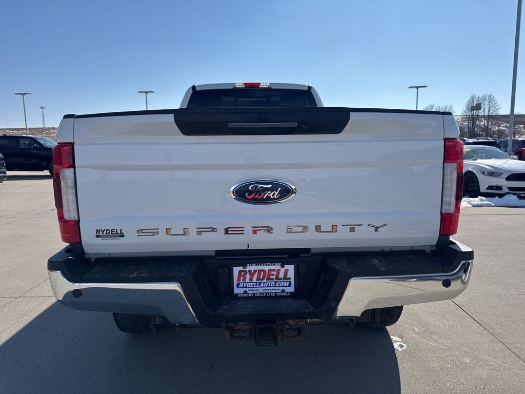 2017 Ford F-350SD Lariat