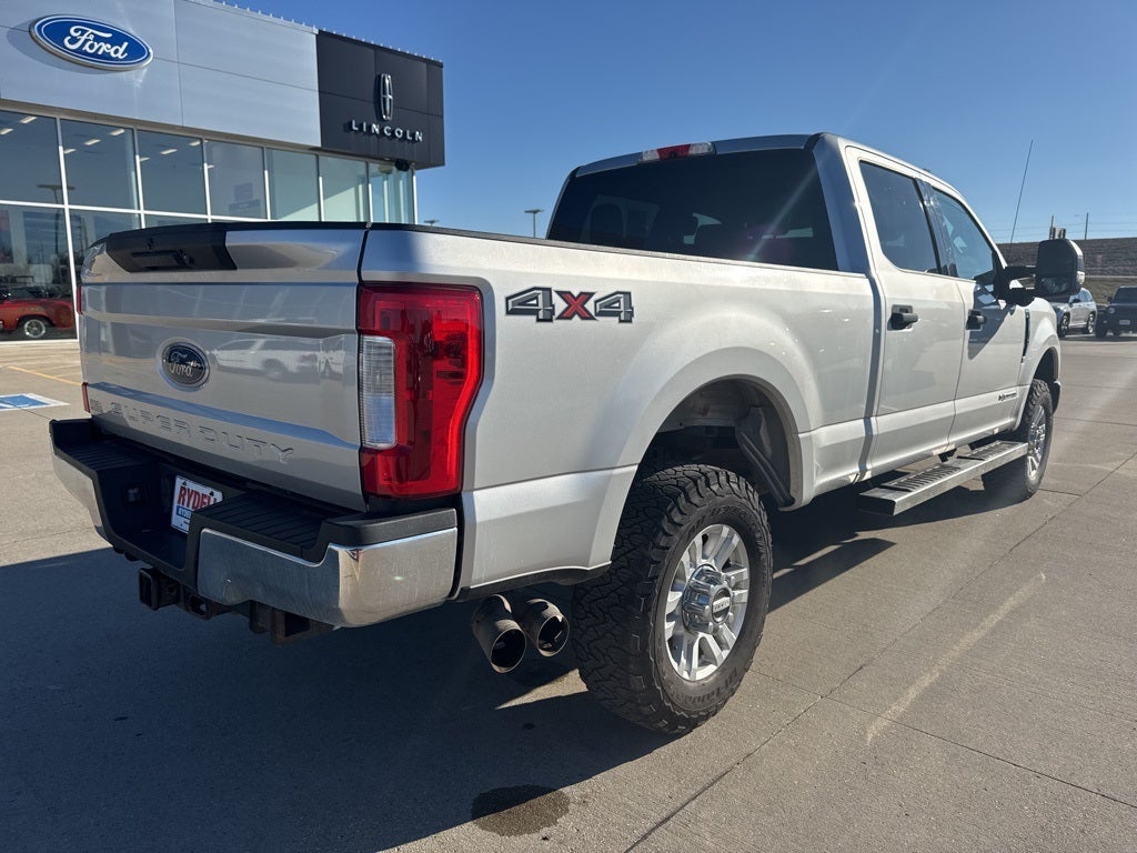 2017 Ford F-350SD XLT