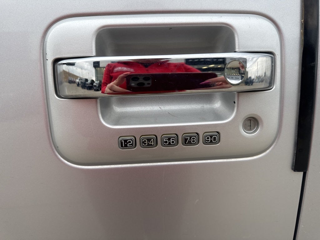 2012 Ford F-150 Lariat