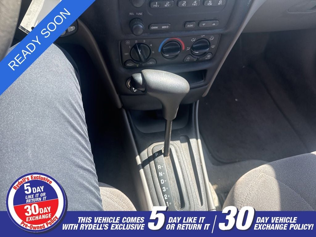2003 Chevrolet Malibu Base