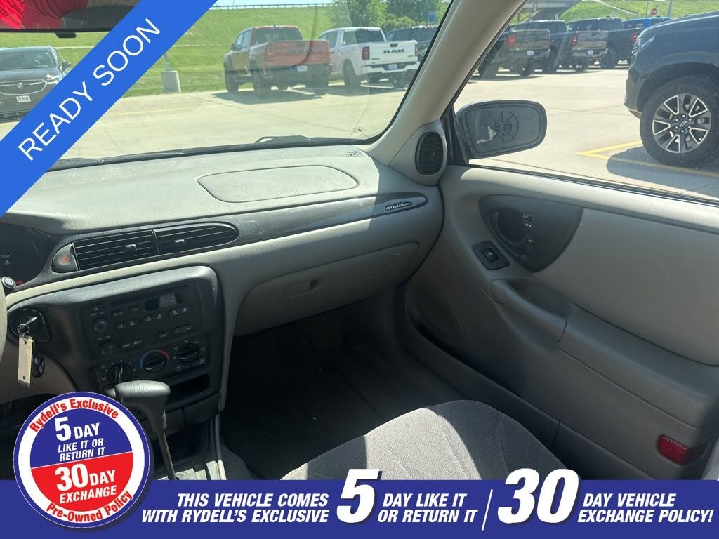 2003 Chevrolet Malibu Base