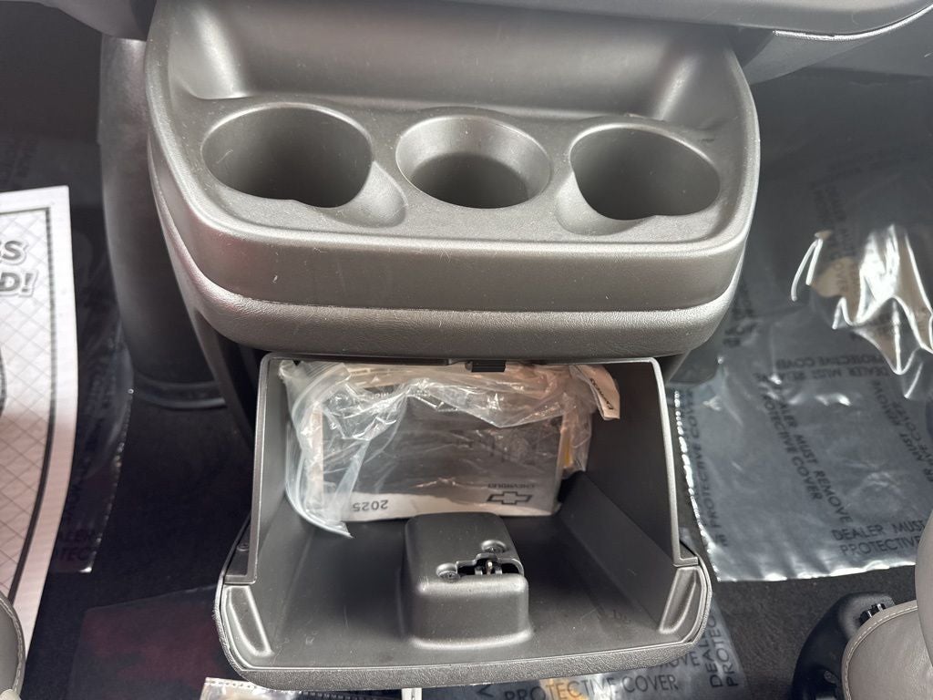 2025 Chevrolet Express 3500 LT Passenger