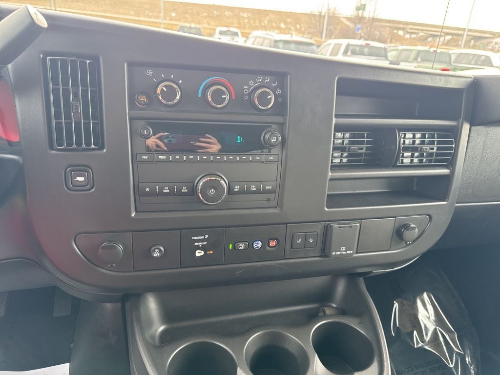 2025 Chevrolet Express 3500 LT Passenger